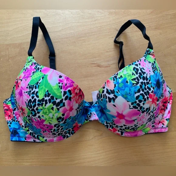 Victoria’s Secret wear everywhere push-up bra. 36C Colorful.Excellent condition - Picture 2 of 5